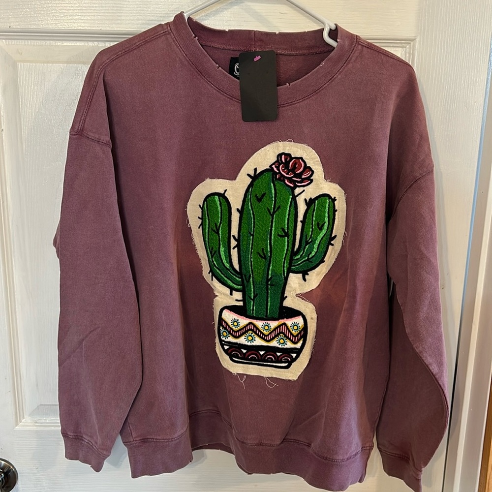 Women’s crew neck